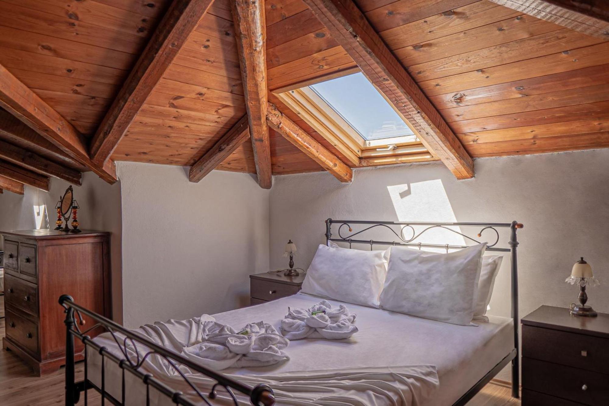 Iris Stone Built Villa Milatos Extérieur photo