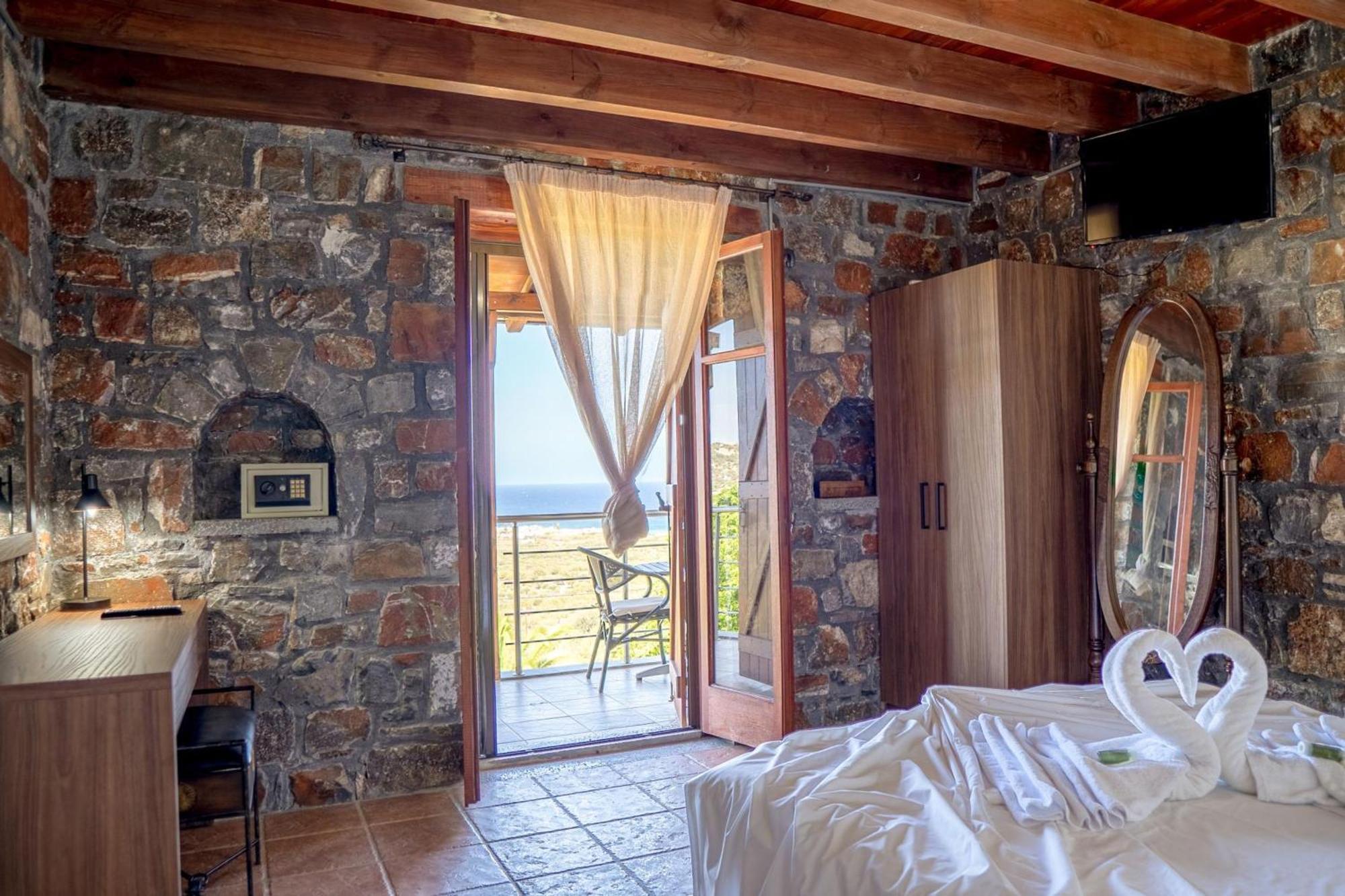 Iris Stone Built Villa Milatos Extérieur photo